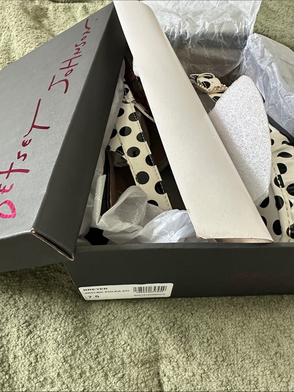 Betsey Johnson White Black Polka Dot Slingback Sandals with Red Floral Bow - Picture 6 of 6